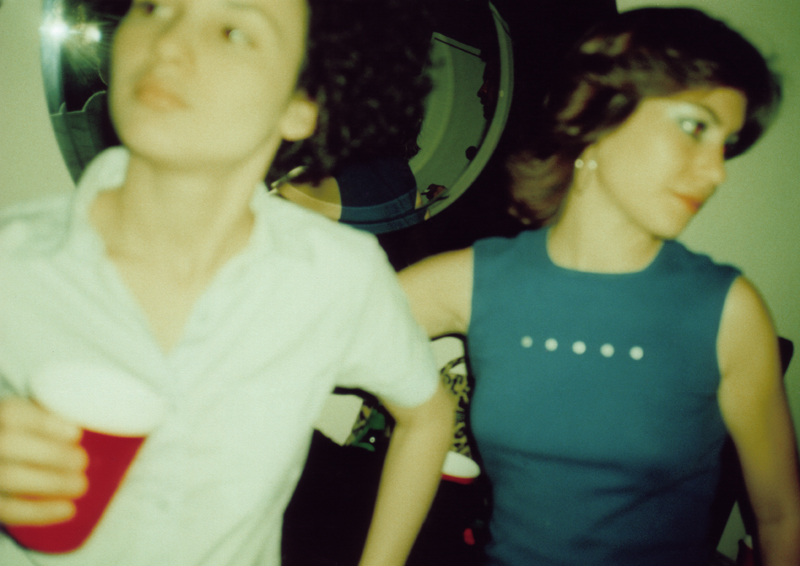 Qué punk., C-Print 20 x 30 in. en Mi viejo san juan (2003) - Exhibición fotográfica por Tristán Reyes